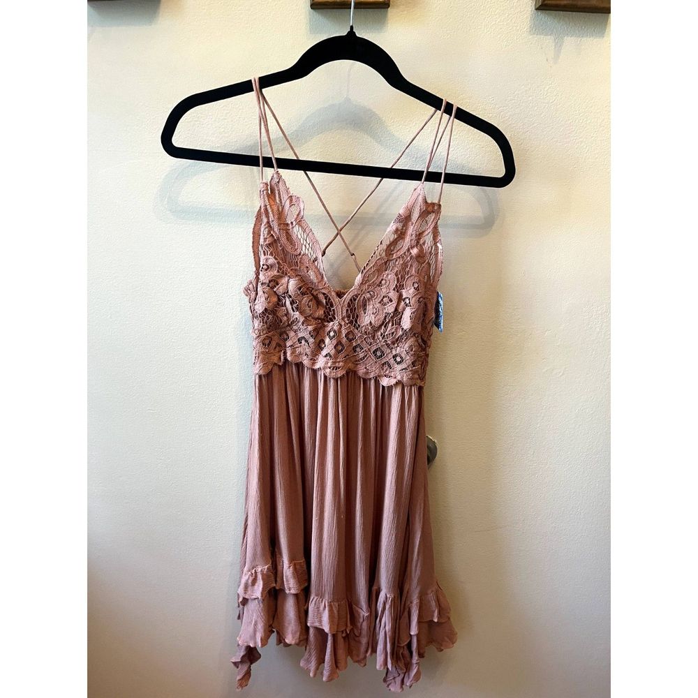 NWT Free People Adella Slip Pink